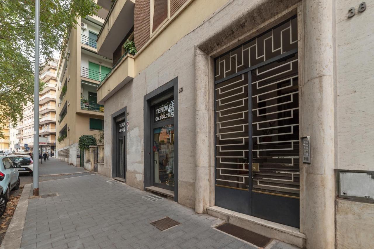 Piazza Re Di Roma Apartment Εξωτερικό φωτογραφία